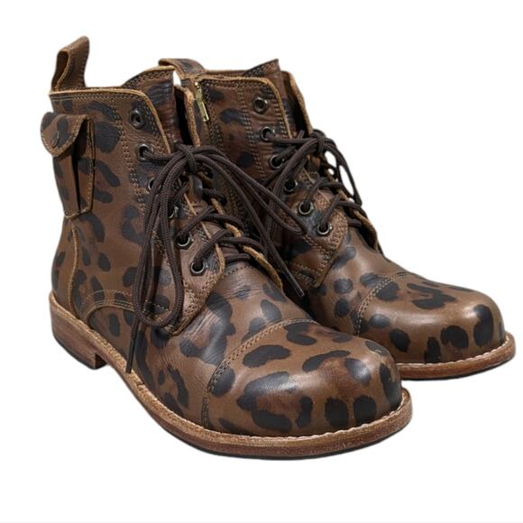 Mikoleon Heritage Luxe Wild Thing Boots EUC $240 Size 7 S2914 - Picture 6 of 11